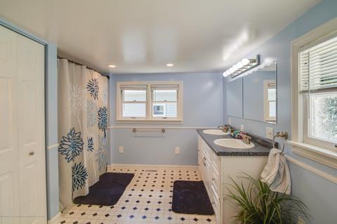 421 Grace St, Owosso, MI 48867 photo 17