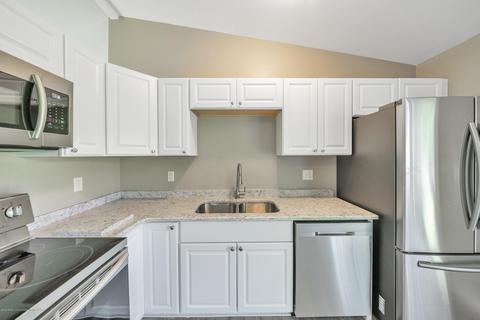 3910 Windemere, Lansing, MI 48911 photo 3