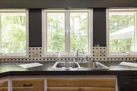 338 N Bridge St, Dimondale, MI 48821 photo 10