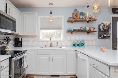 1218 S Eifert Rd, Mason, MI 48854 photo 8