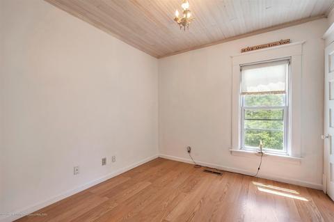 2403 E Cavanaugh Rd, Lansing, MI 48910 photo 22
