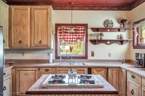 2403 E Cavanaugh Rd, Lansing, MI 48910 photo 12