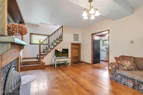 2403 E Cavanaugh Rd, Lansing, MI 48910 photo 8