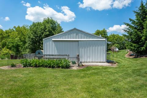 8200 Hunter Rd, Bath, MI 48808 photo 30
