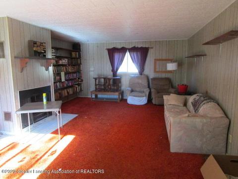 1329 W Webb Rd, Dewitt, MI 48820 photo 5