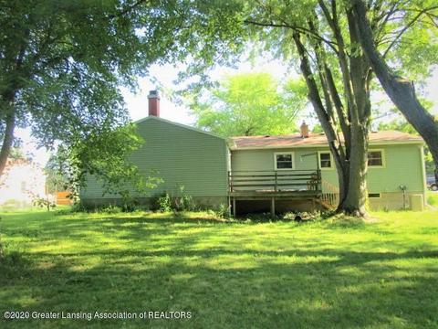 1329 W Webb Rd, Dewitt, MI 48820 photo 2