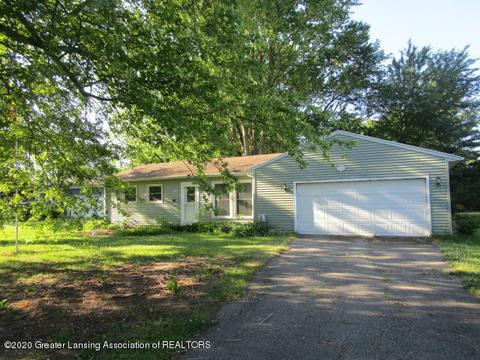 1329 W Webb Rd, Dewitt, MI 48820 photo 1