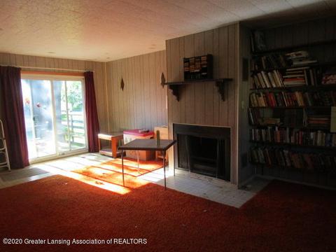 1329 W Webb Rd, Dewitt, MI 48820 photo 6