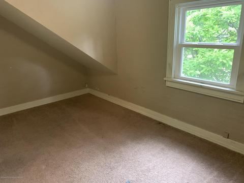 5712 Shaw St, Haslett, MI 48840 photo 13