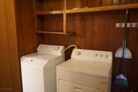 5712 Shaw St, Haslett, MI 48840 photo 7
