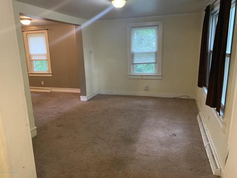 5712 Shaw St, Haslett, MI 48840 photo 2