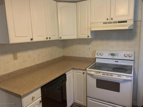 5712 Shaw St, Haslett, MI 48840 photo 5