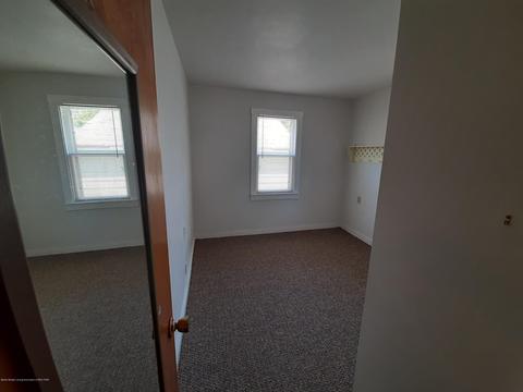 507 E Frederick Ave, Lansing, MI 48906 photo 3