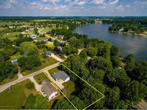 4841 Sunset Dr, Perrinton, MI 48871 photo 4