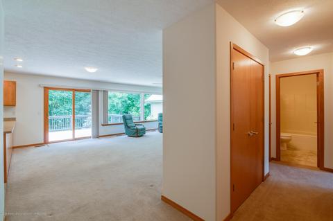 7772 Forestview Dr, Haslett, MI 48840 photo 4