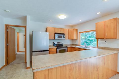 7772 Forestview Dr, Haslett, MI 48840 photo 12
