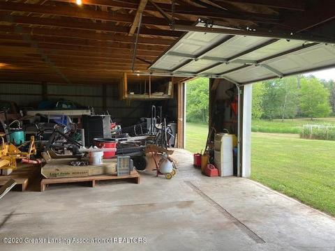 7337 Howe Rd, Bath, MI 48808 photo 59
