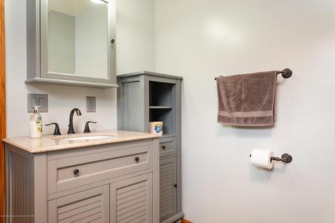 7337 Howe Rd, Bath, MI 48808 photo 24