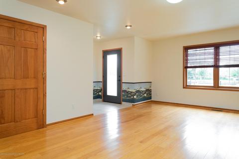 7337 Howe Rd, Bath, MI 48808 photo 10