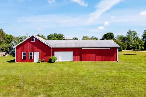 7337 Howe Rd, Bath, MI 48808 photo 27