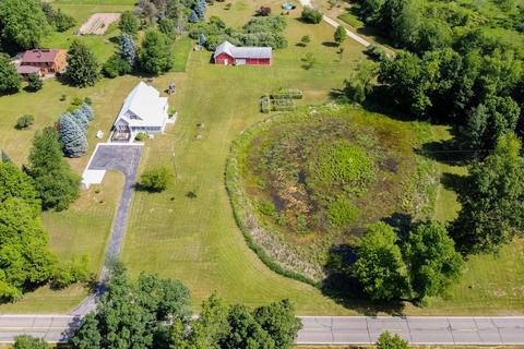 7337 Howe Rd, Bath, MI 48808 photo 31