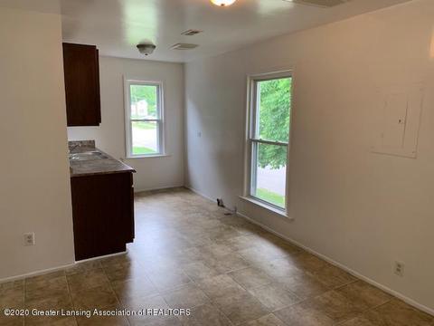 309 E Cass St, Saint Johns, MI 48879 photo 19