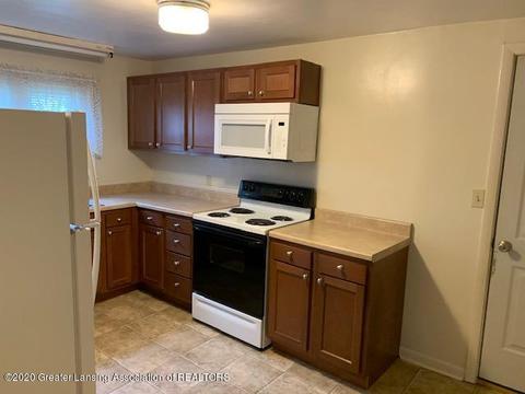 309 E Cass St, Saint Johns, MI 48879 photo 11
