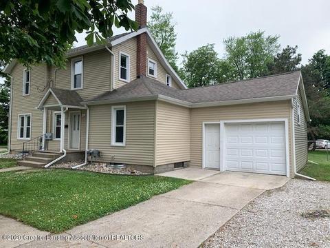 309 E Cass St, Saint Johns, MI 48879 photo 2