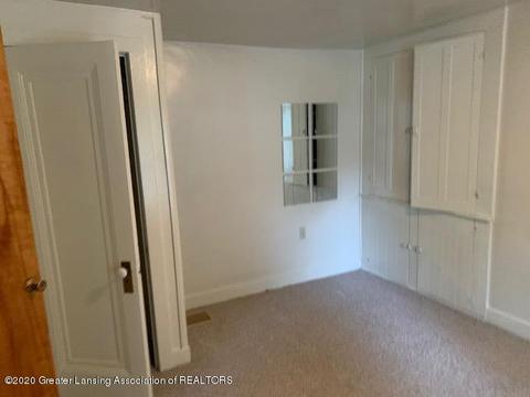 309 E Cass St, Saint Johns, MI 48879 photo 7