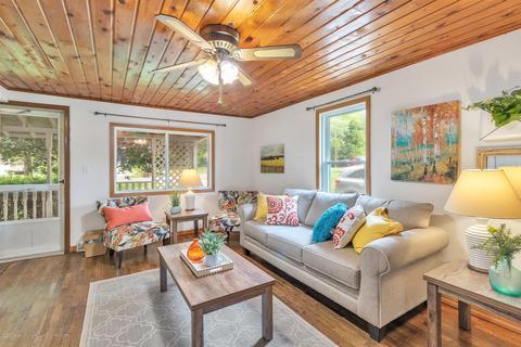 1371 Bennett Rd, Lansing, MI 48906 photo 8