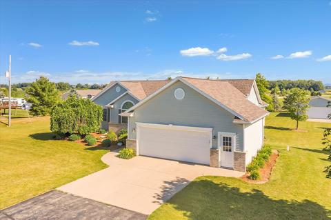5260 W Howe Rd, Dewitt, MI 48820 photo 3