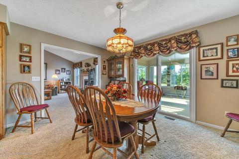 5260 W Howe Rd, Dewitt, MI 48820 photo 8