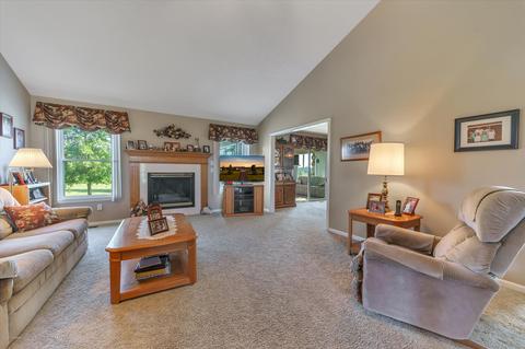 5260 W Howe Rd, Dewitt, MI 48820 photo 7