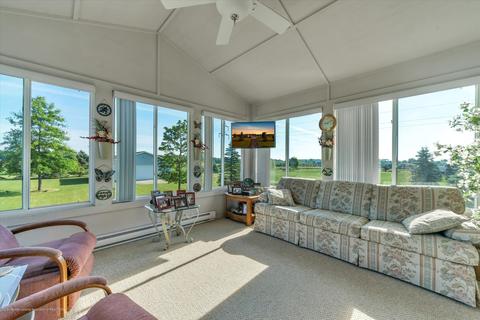 5260 W Howe Rd, Dewitt, MI 48820 photo 9