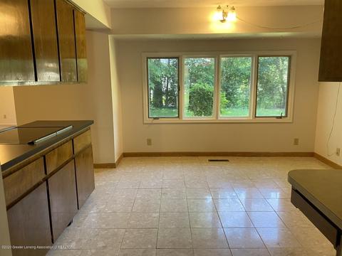 2083 Sheldrake Ave, Okemos, MI 48864 photo 14