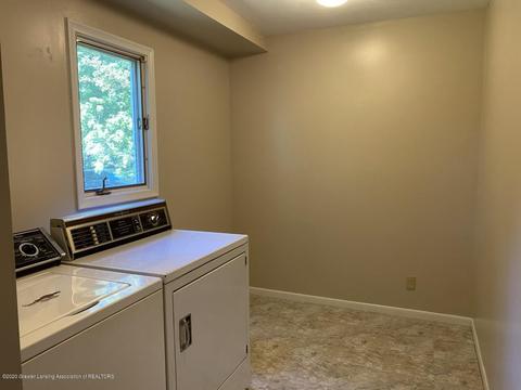 2083 Sheldrake Ave, Okemos, MI 48864 photo 15