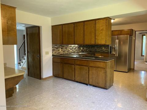 2083 Sheldrake Ave, Okemos, MI 48864 photo 12