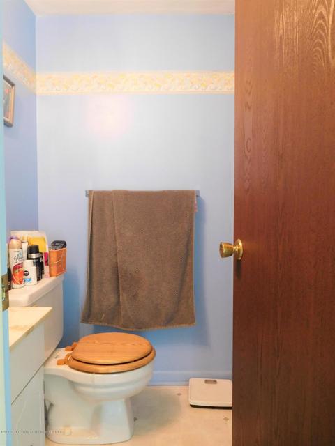 2706 Gilbert Rd, Lansing, MI 48911 photo 21