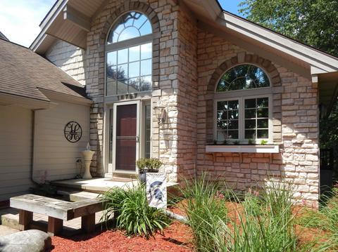 16797 Cedarbrook Dr, Haslett, MI 48840 photo 4