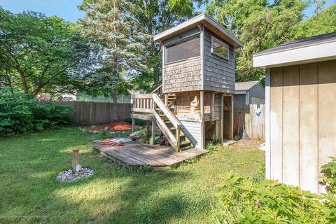 318 E Willard Ave, Lansing, MI 48910 photo 21