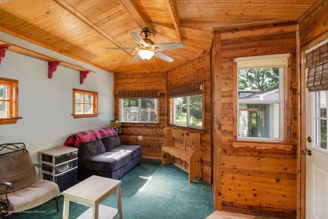 318 E Willard Ave, Lansing, MI 48910 photo 10