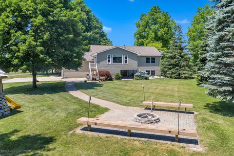 4445 Britton Rd, Perry, MI 48872 photo 2