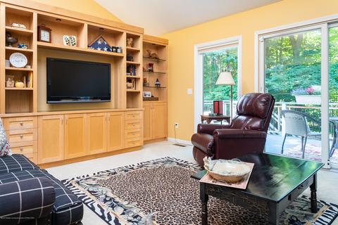 714 Tanbark Dr, Dimondale, MI 48821 photo 12
