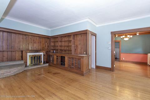 403 Bartlett St, Lansing, MI 48915 photo 7