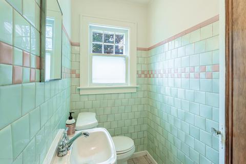 534 Edison Ave, Lansing, MI 48910 photo 15