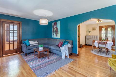 534 Edison Ave, Lansing, MI 48910 photo 7