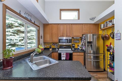 12920 Ontonagon Dr, Dewitt, MI 48820 photo 10