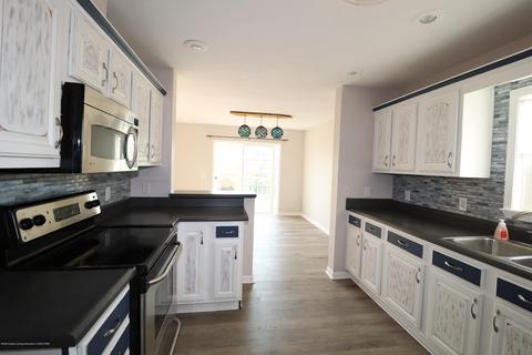 6855 Howe Rd, Dewitt, MI 48820 photo 9