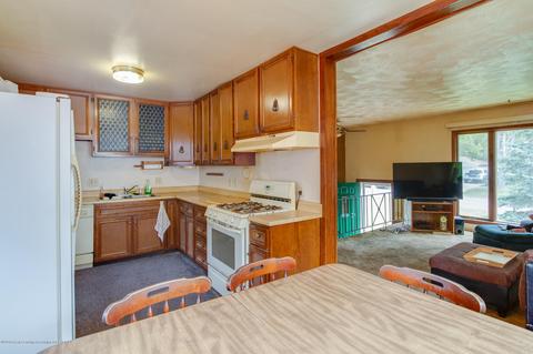 723 Robins Rd, Lansing, MI 48917 photo 10