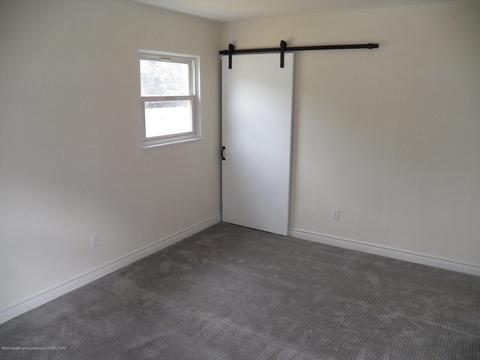 3215 Schultz St, Lansing, MI 48906 photo 6